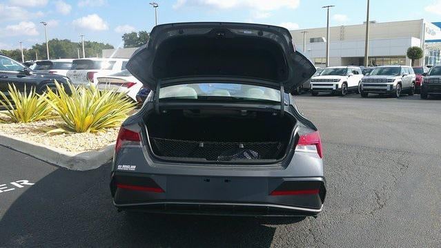 2026 Hyundai ELANTRA Limited IVT