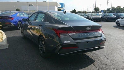 2026 Hyundai ELANTRA Limited IVT