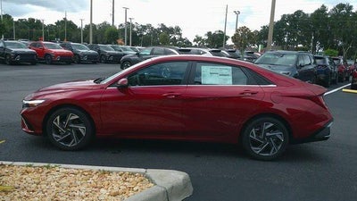 2025 Hyundai ELANTRA Limited IVT