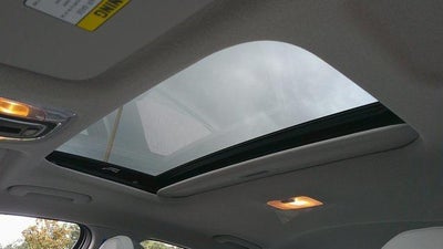 2025 Hyundai ELANTRA Limited IVT