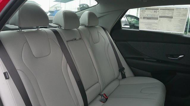 2025 Hyundai ELANTRA Limited IVT