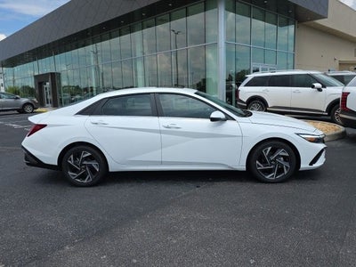2026 Hyundai ELANTRA Limited