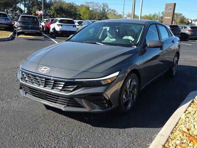 2026 Hyundai ELANTRA Limited IVT