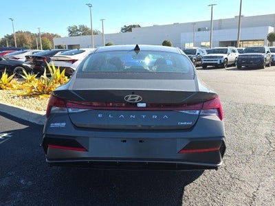 2026 Hyundai ELANTRA Limited IVT
