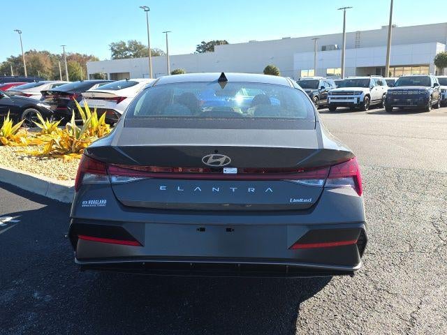 2026 Hyundai ELANTRA Limited IVT