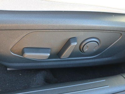 2026 Hyundai ELANTRA Limited IVT