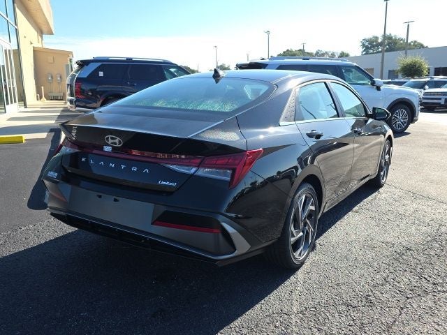 2026 Hyundai ELANTRA Limited