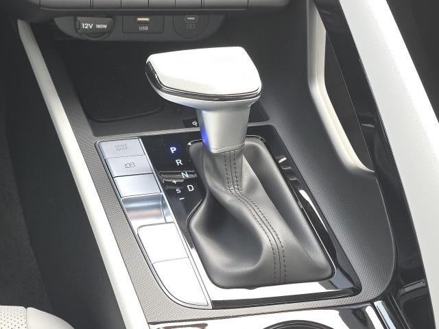 2026 Hyundai ELANTRA Limited IVT