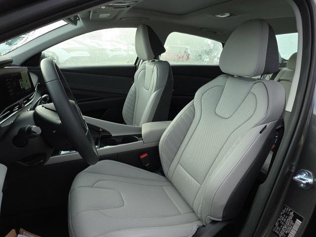 2026 Hyundai ELANTRA Limited IVT