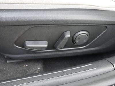 2026 Hyundai ELANTRA Limited IVT