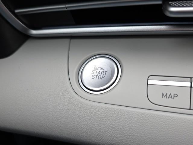 2026 Hyundai ELANTRA Limited IVT