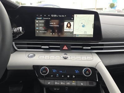 2026 Hyundai ELANTRA Limited IVT