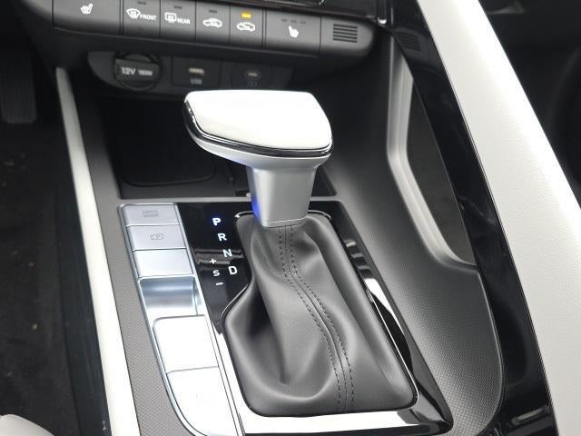 2026 Hyundai ELANTRA Limited IVT