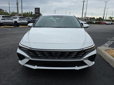 2026 Hyundai ELANTRA Limited IVT