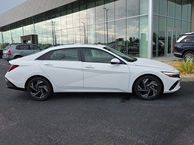 2026 Hyundai ELANTRA Limited