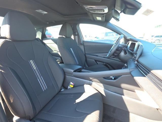 2026 Hyundai ELANTRA SEL Sport Premium IVT