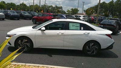 2025 Hyundai ELANTRA SEL Convenience IVT