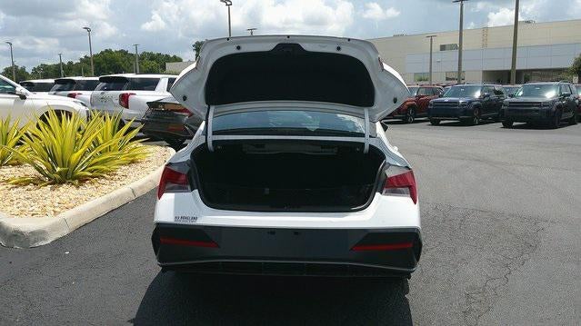 2025 Hyundai ELANTRA SEL Convenience IVT