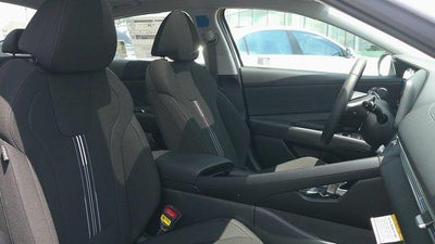 2025 Hyundai ELANTRA SEL Convenience IVT