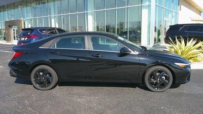 2026 Hyundai ELANTRA SEL Sport Premium IVT