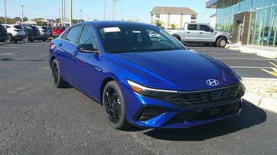 2026 Hyundai ELANTRA SEL Sport Premium IVT