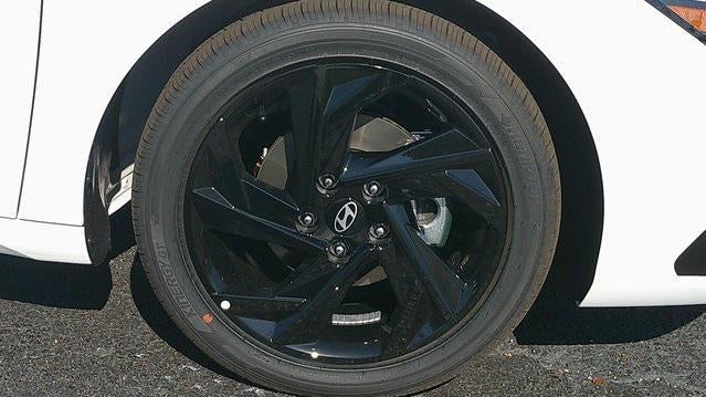 2026 Hyundai ELANTRA SEL Sport Premium IVT