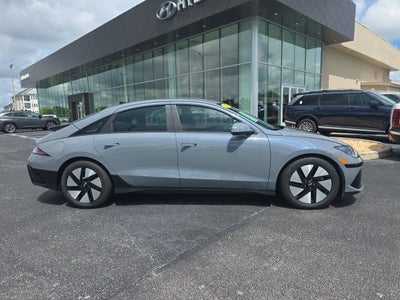 2023 Hyundai IONIQ 6 SE