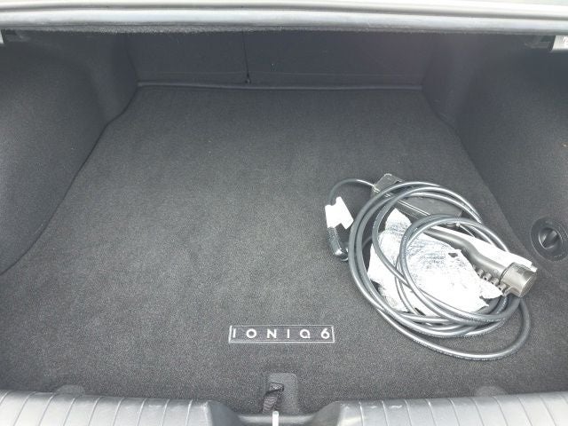 2023 Hyundai IONIQ 6 SE