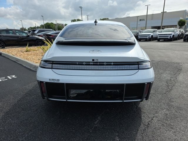 2024 Hyundai IONIQ 6 SE