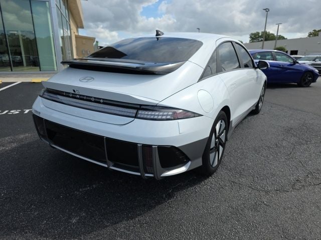 2024 Hyundai IONIQ 6 SE