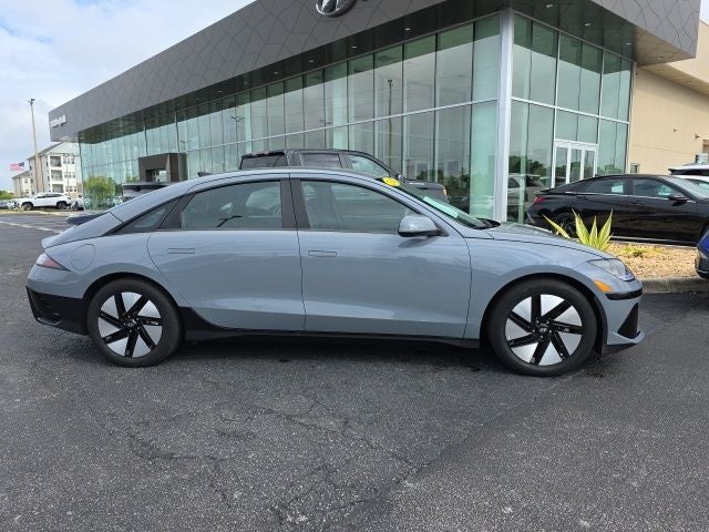 2024 Hyundai IONIQ 6 SE