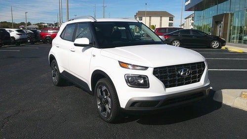 2026 Hyundai VENUE SEL FWD