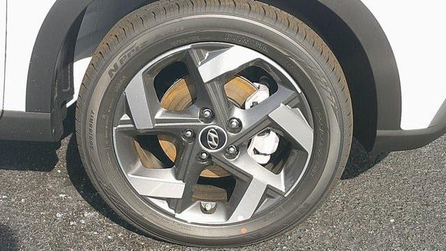 2026 Hyundai VENUE SEL FWD