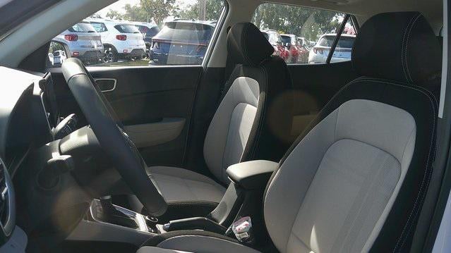 2026 Hyundai VENUE SEL FWD