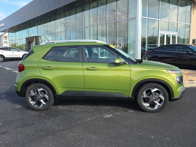 2023 Hyundai VENUE SEL