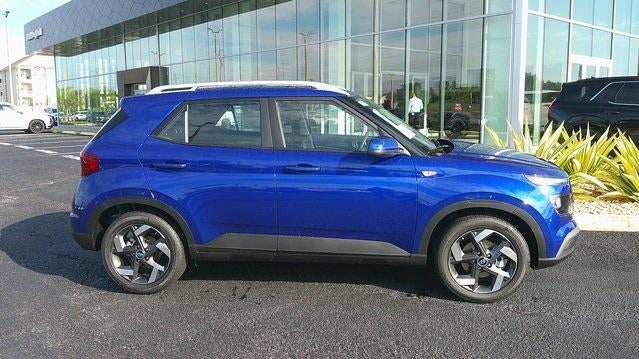 2025 Hyundai VENUE SEL IVT
