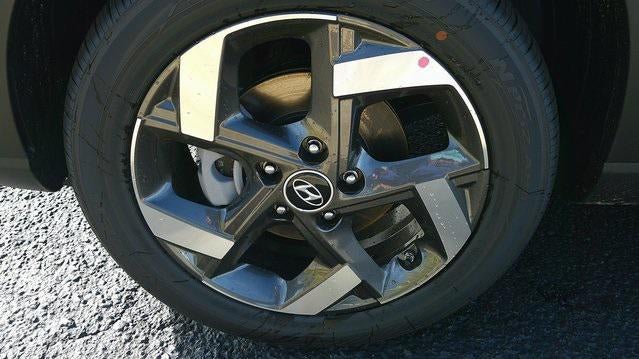 2025 Hyundai VENUE SEL IVT