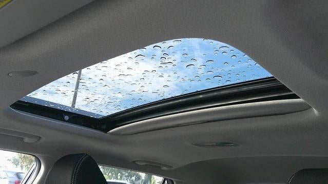 2025 Hyundai VENUE SEL IVT