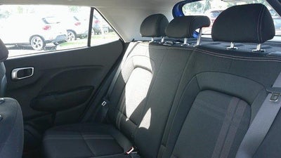 2025 Hyundai VENUE SEL IVT