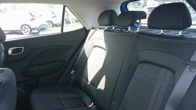 2025 Hyundai VENUE SEL IVT