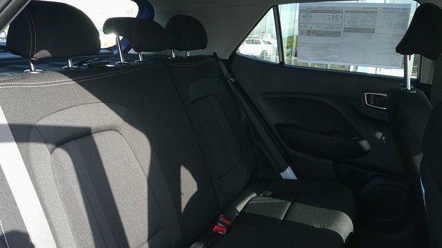 2025 Hyundai VENUE SEL IVT