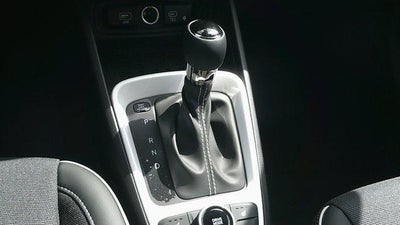 2026 Hyundai VENUE SEL FWD