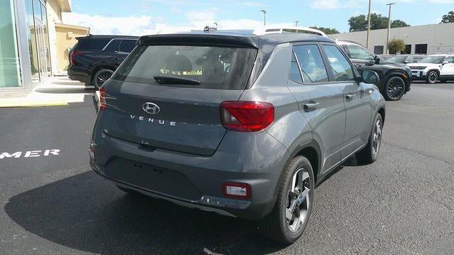 2026 Hyundai VENUE SEL FWD