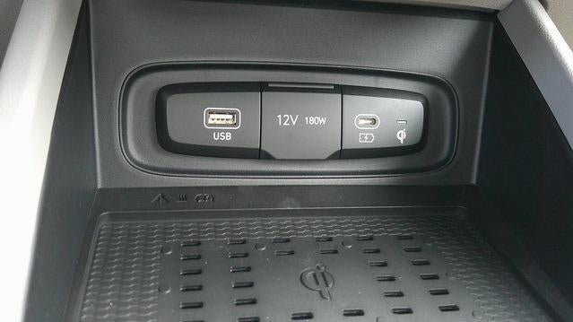 2026 Hyundai VENUE SEL FWD