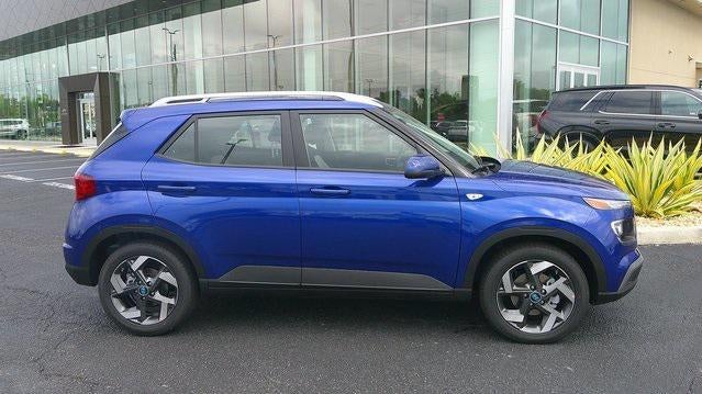 2026 Hyundai VENUE SEL FWD