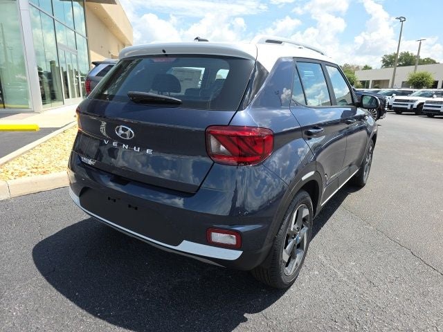 2026 Hyundai VENUE SEL W/Two-Tone Roof