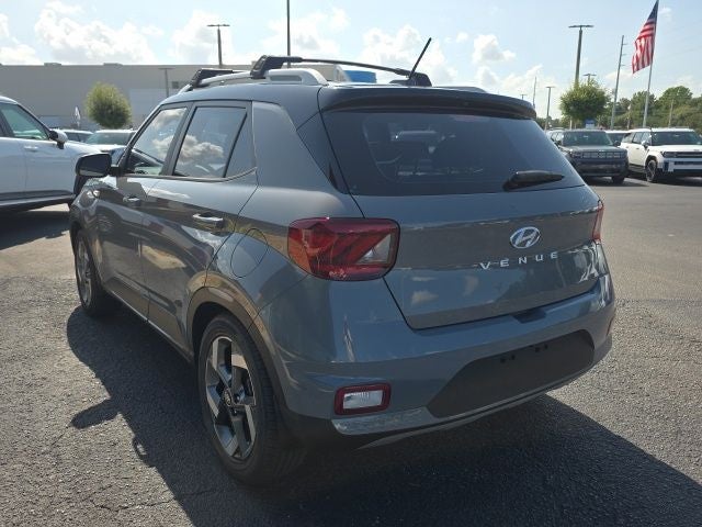 2023 Hyundai VENUE Limited