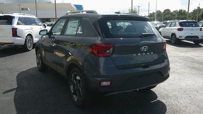 2026 Hyundai VENUE SEL FWD