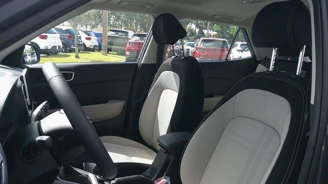 2026 Hyundai VENUE SEL FWD