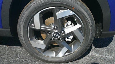 2026 Hyundai VENUE SEL FWD